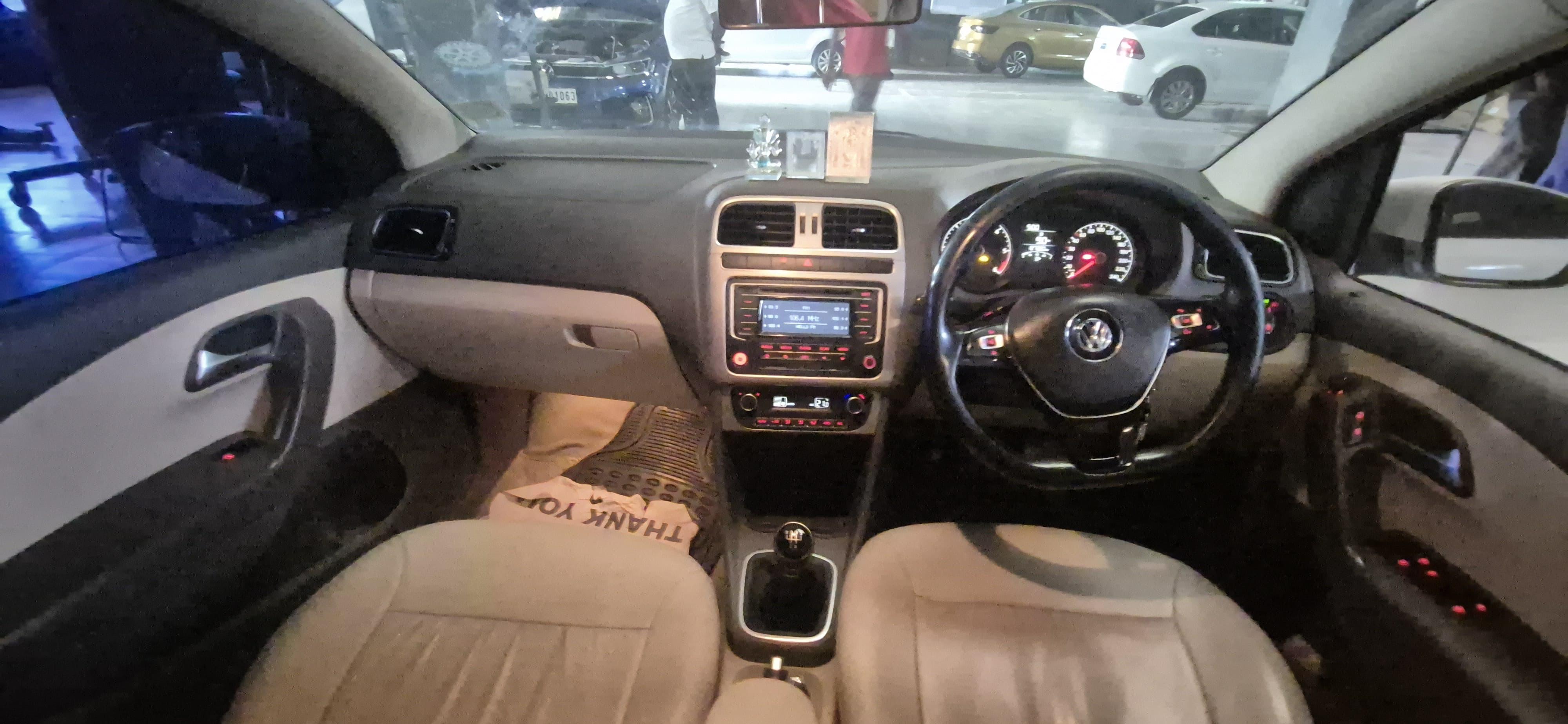 Volkswagen Vento(2012-2014) Highline Diesel